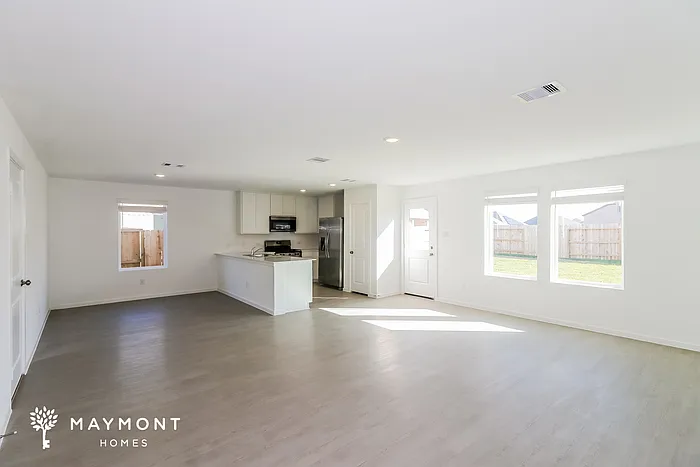 3084 Fantasy Terrace Dr — Photo 9