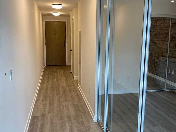 4th image of 2306 Saint Clair Ave W #209