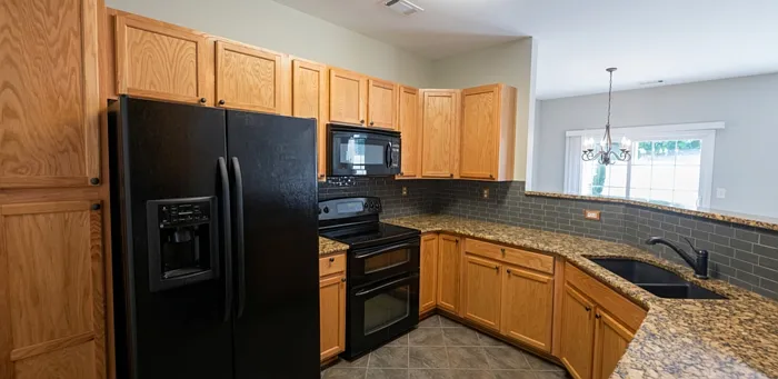 1122 Treymont Ln SW — Photo 4