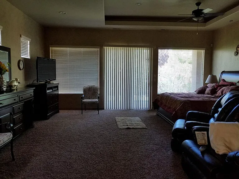 156 S Crest Line Dr — Photo 10