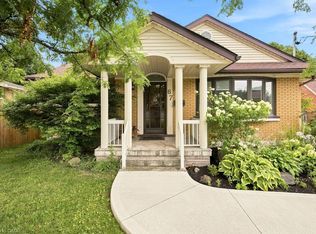 67 Weber St S, Waterloo, ON N2J 1Z8