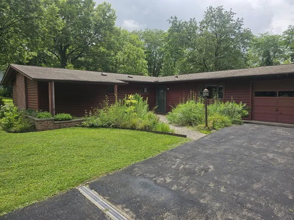 201 Oakhill Dr, Oxford, OH 45056