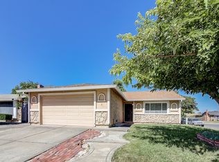 2 Jenich Ct, Sacramento, CA
