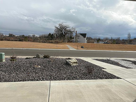 2nd image of 2626 Tiger Eye Ln