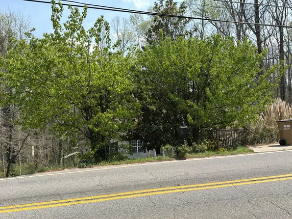 2715 Pilgrim Mill Rd, Cumming, GA 30041