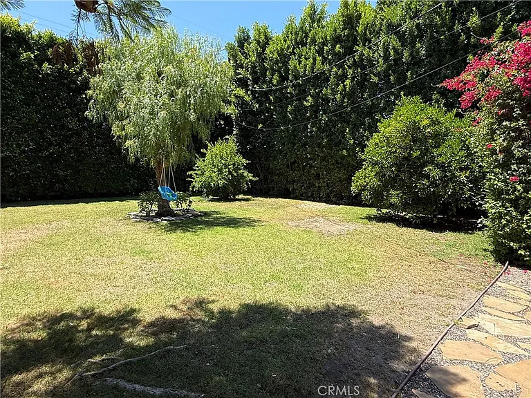5039 Rubio Ave — Photo 16