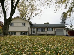 67 Campfire Rd N, Henrietta, NY 14467