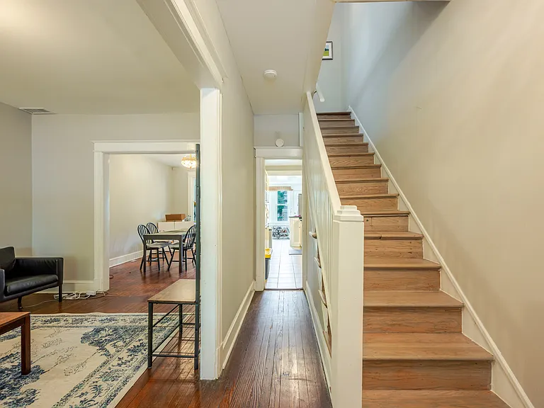 505 Kentucky Ave SE — Photo 23