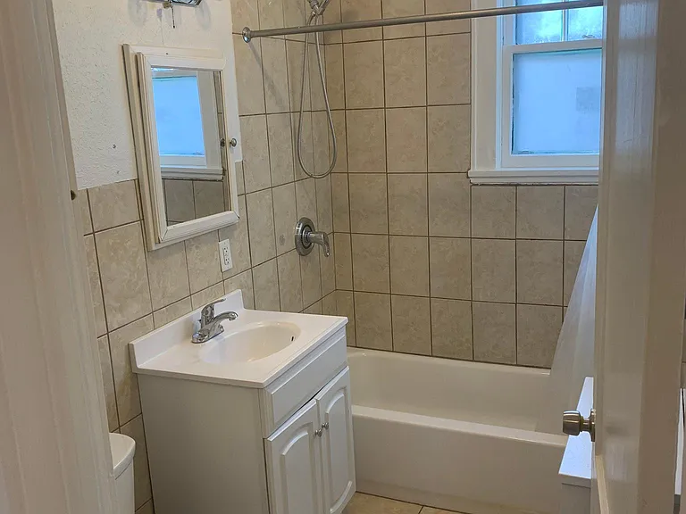 126 W Hudson Ave #2 — Photo 11