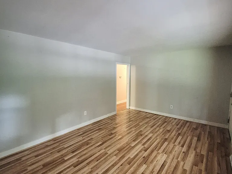3041 Clintwood Rd — Photo 6