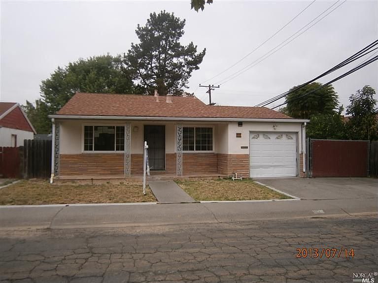 1st image of 967 Heartwood Ave