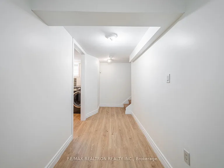 110 Gorman Park Rd — Photo 32