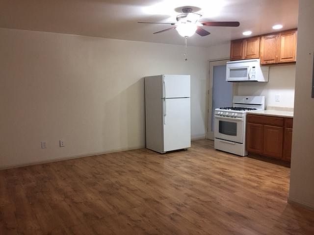1st image of 562 Valley Dr #1