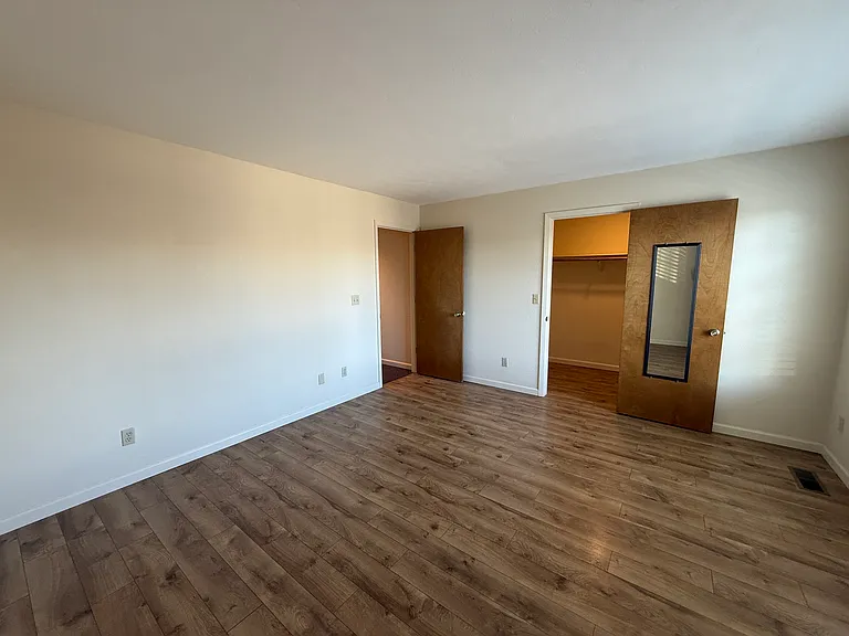 1420 Douglas Ave #8 — Photo 18