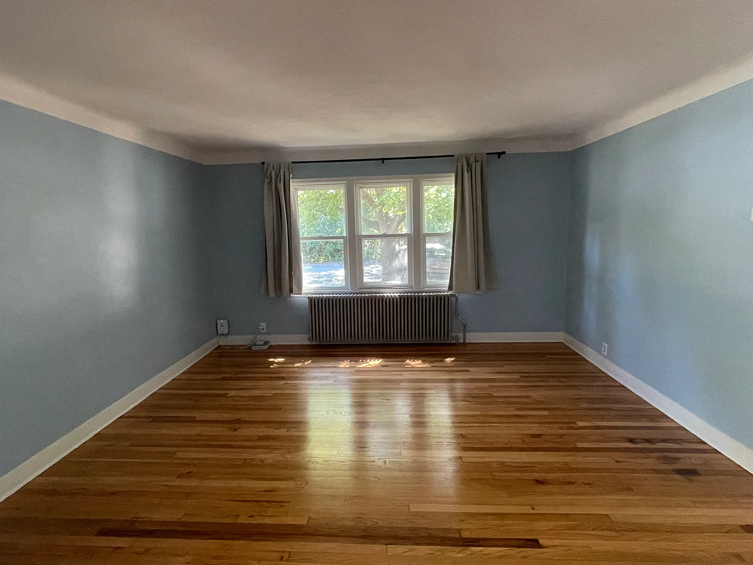 2 bed, 1150 sqft, $1,600 — Photo 3