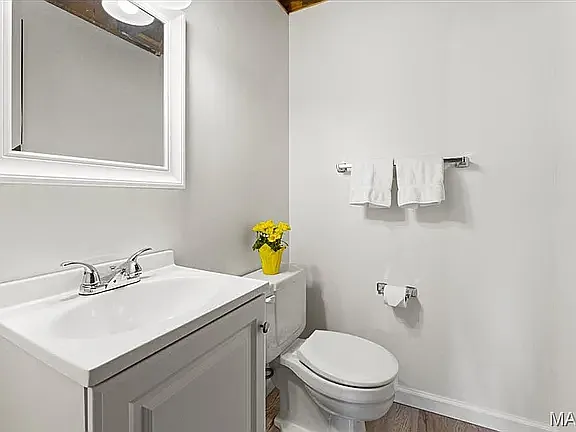 14217 Dinsmoor Dr — Photo 38