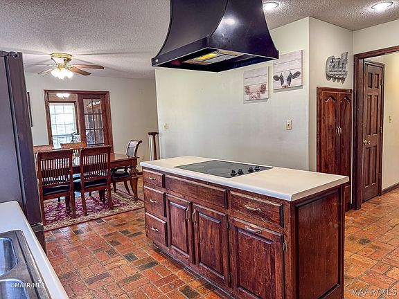 5th image of 1775 Perrys Chapel Rd