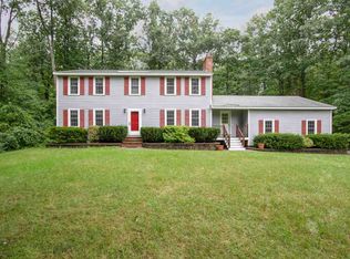 22 Geisser Rd, Hampstead, NH 03841