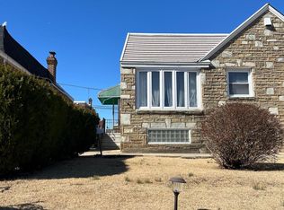 8120 Brous Ave, Philadelphia, PA 19152
