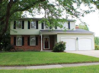 368 Birchdale Rd, Perrysburg, OH 43551