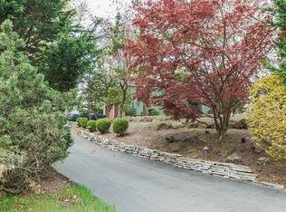 5 Birchmont Ln, Warren, NJ 07059