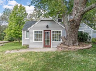 253 Park Rd, Creve Coeur, IL 61610