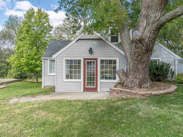 253 Park Rd, Creve Coeur, IL 61610