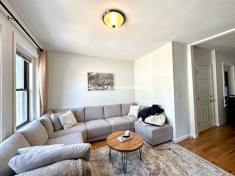 914 Dorchester Ave #2R — Photo 24