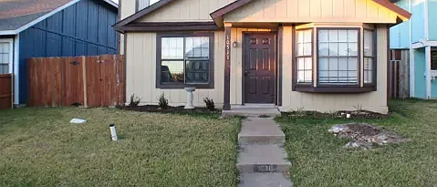 10311 Tamworth Dr — Photo 2