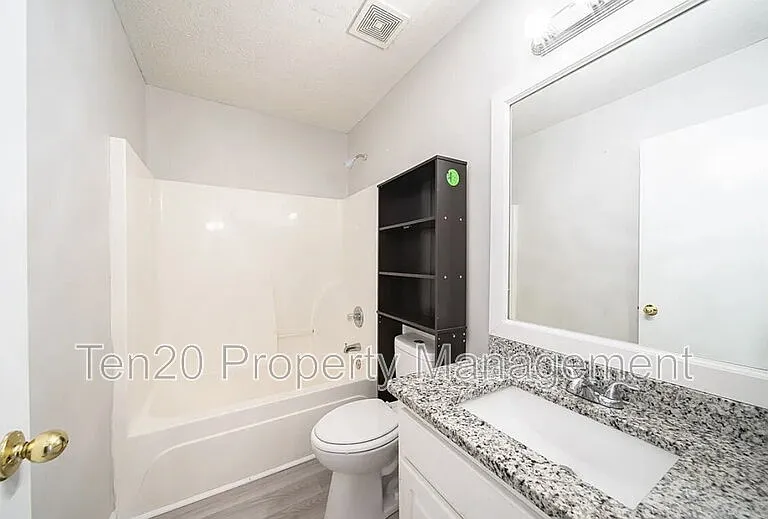 3007 Longmont Ln — Photo 16
