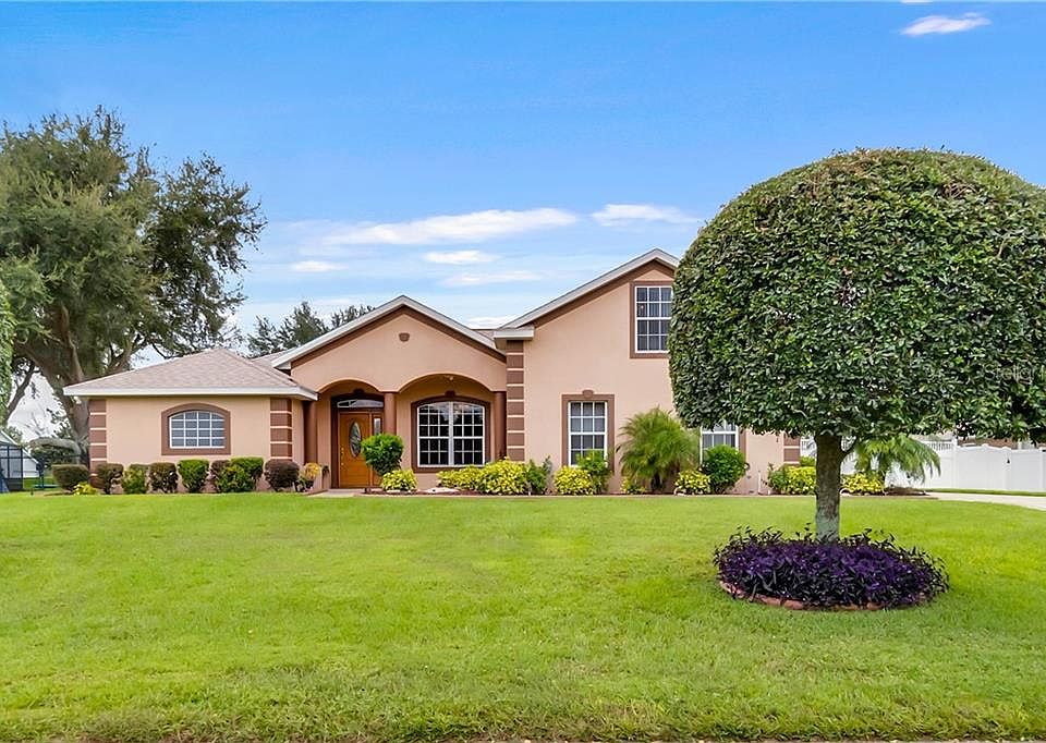 1st image of 10821 Vineyard Ct