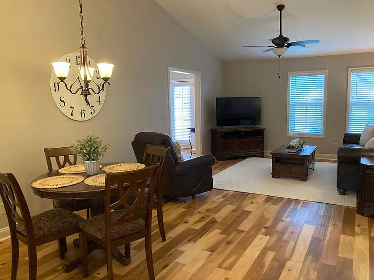 101 Gandy Dr — Photo 15