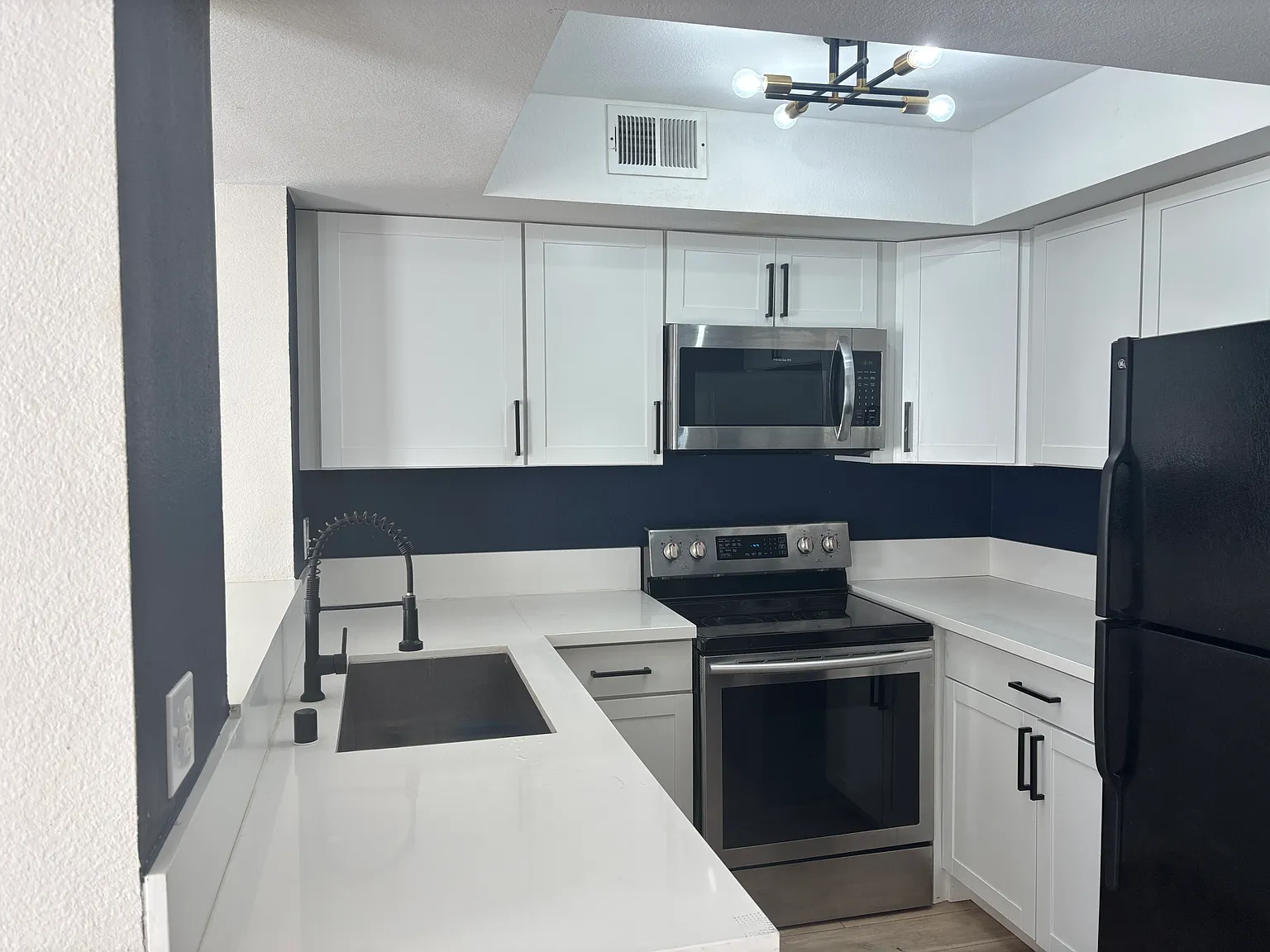 6800 E Lake Mead Blvd — Photo 1