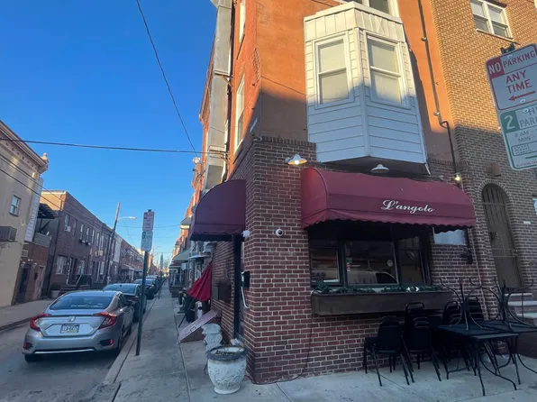 1415 Porter St, Philadelphia, PA 19145