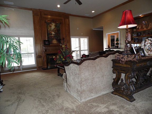 3rd image of 4448 Dogwood Ct