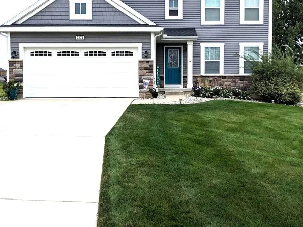 7374 Brown Fox St, Zeeland, MI 49464