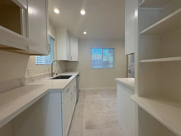 Cozy Cottage in Palo Alto Fully Renovated — Photo 14