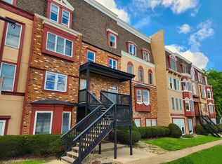 Oldetowne Apartments, Charleston, IL 61920