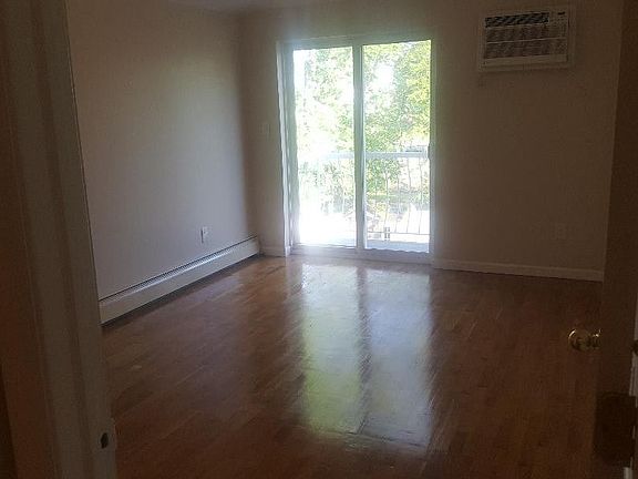 2nd image of 196-16 Hillside Ave #2