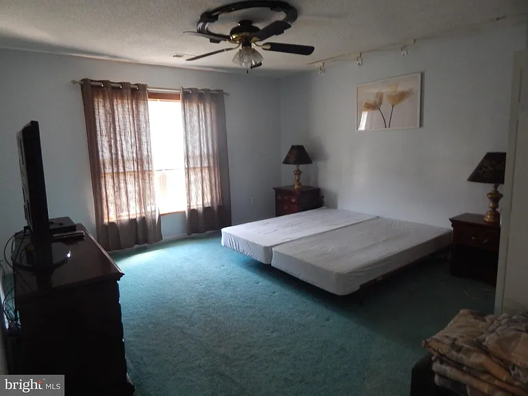 2553 Warm Springs Rd — Photo 5