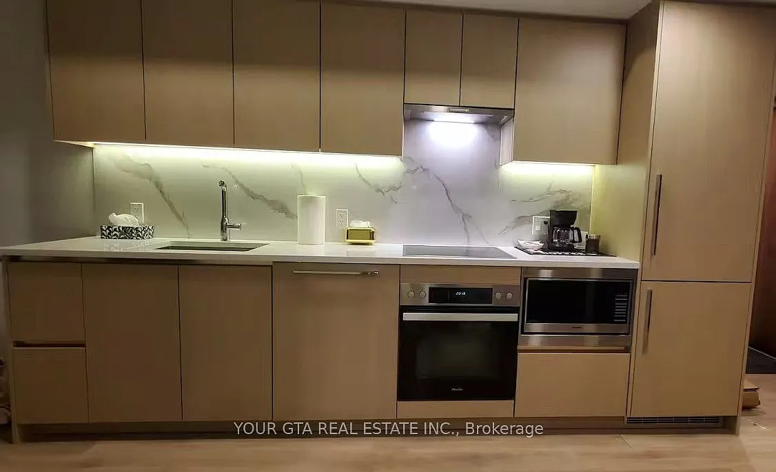2 bed, $3,400 — Photo 1