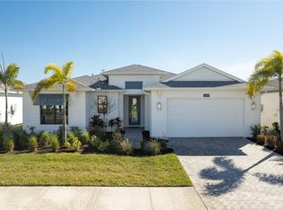 5830 Freestone Cir, Apollo Beach, FL 33572