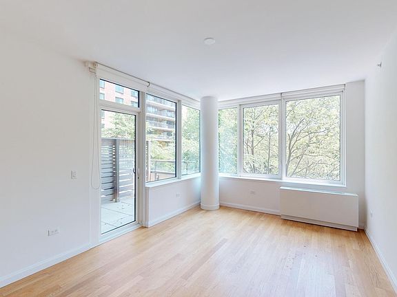 3rd image of 795 Columbus Ave APT 4G