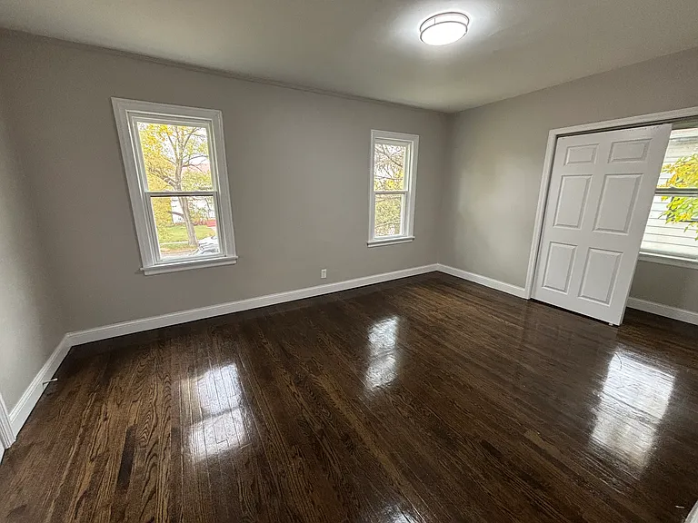366 Taft Pl — Photo 5