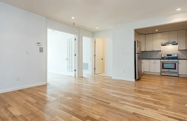 Rented by Nooklyn NYC LLC | media 18