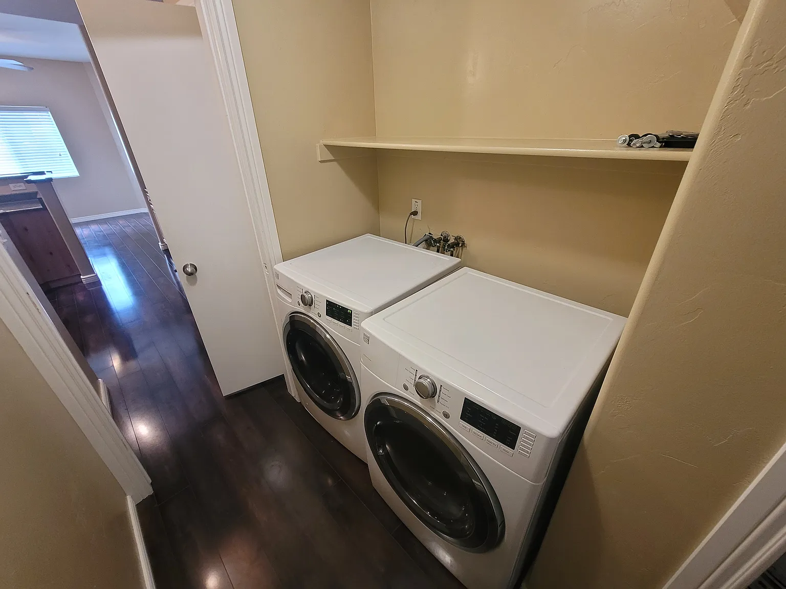 3 bed, 1550 sqft, $2,450 — Photo 4