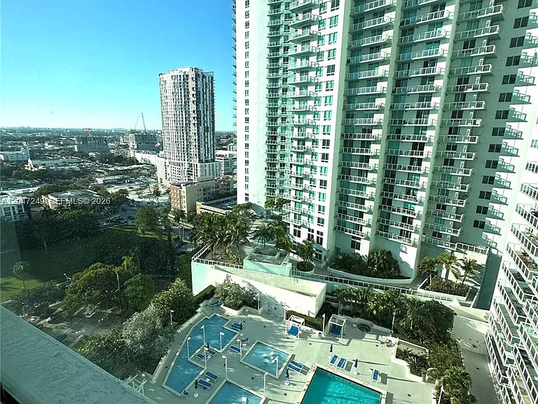 1800 N Bayshore Dr #2315 — Photo 27