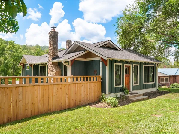 331 Painter St, Canton, NC 28716