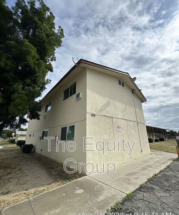 1st image of 352 S Blackstone St APT 1