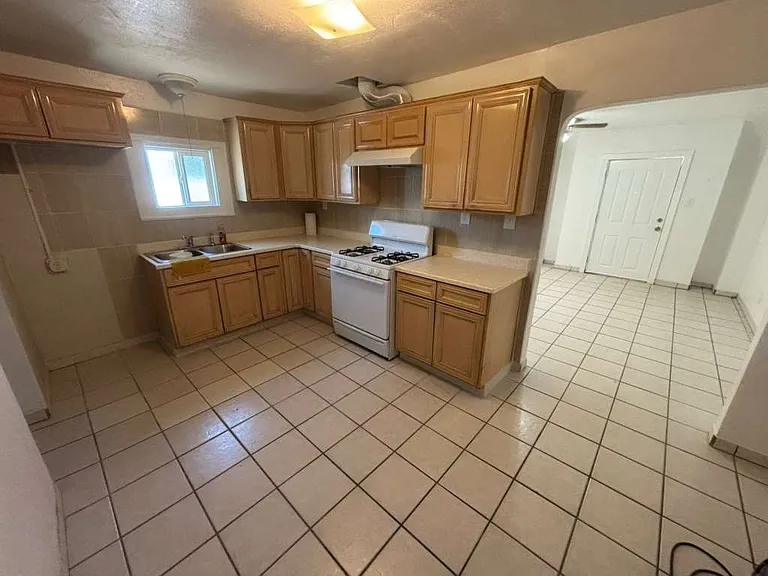 835 S Palm Ave — Photo 8
